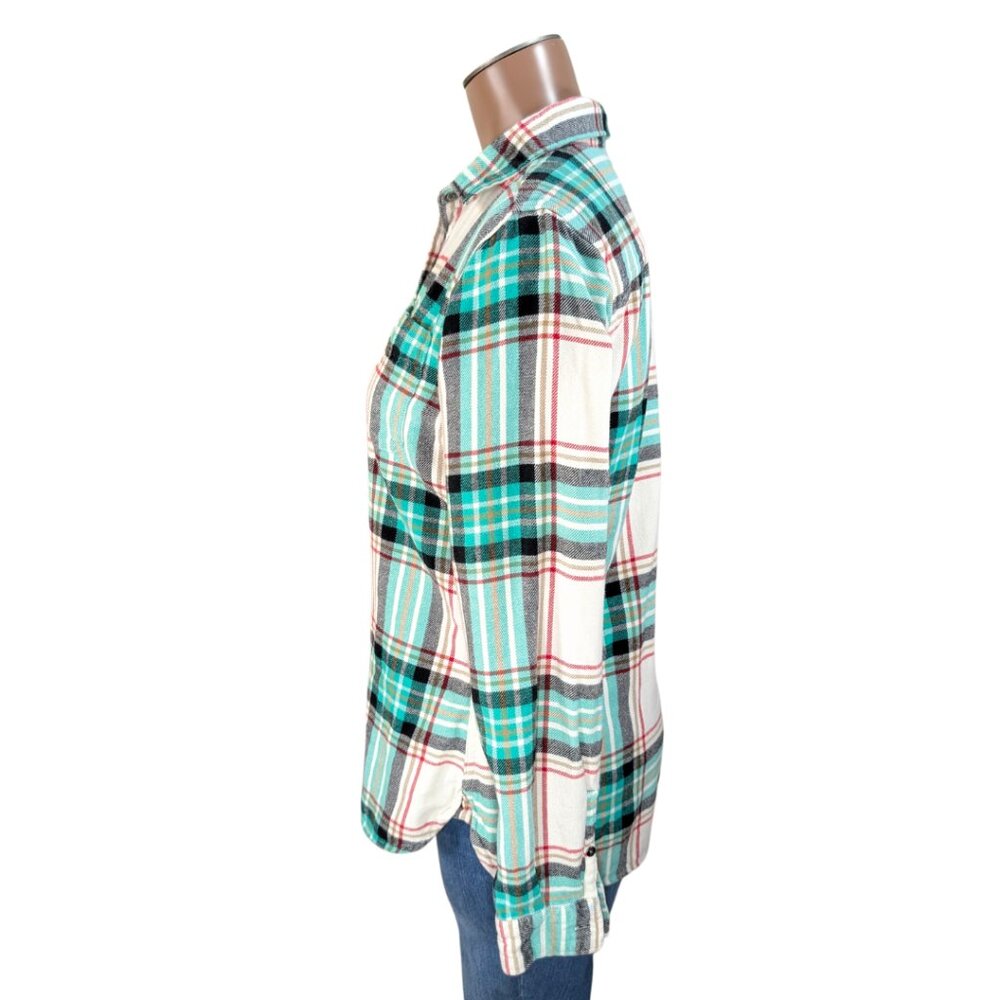SOLD Woolrich XS Pemberton Plaid Long Sleeve Button Front Flannel Shirt - Picture 2 of 9